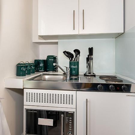 Small And Trendy Studio 3B Londres Exterior foto