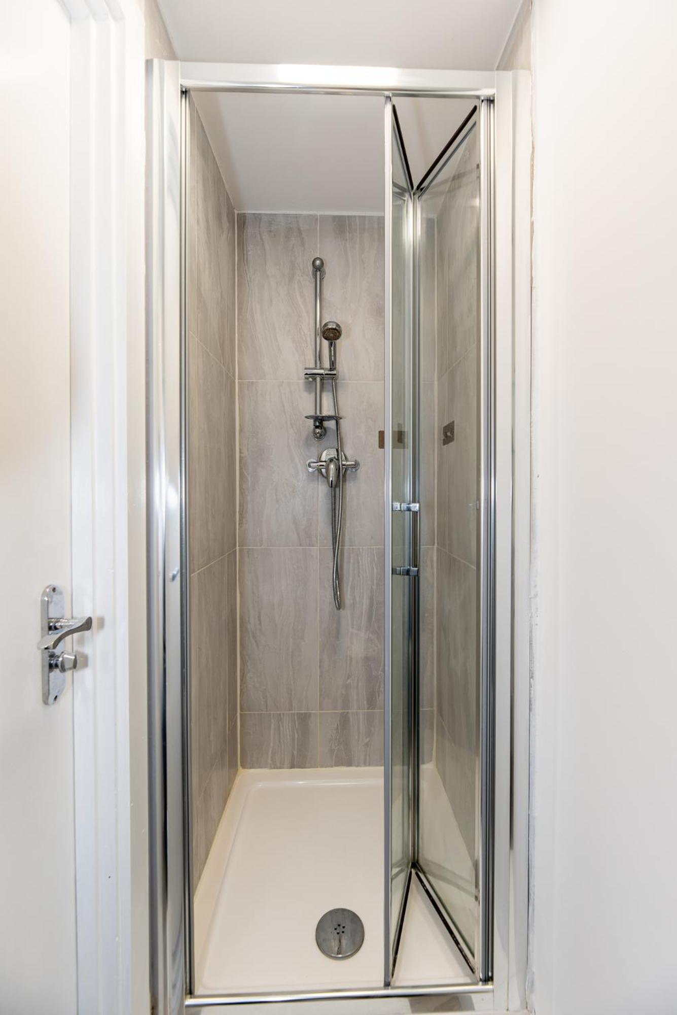 Small And Trendy Studio 3B Londres Exterior foto
